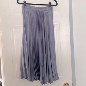 DYNAMITE Purple Pleated Long Skirt